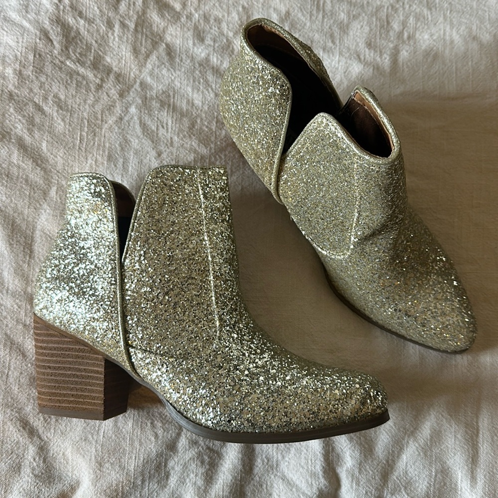 Gold/silver booties! Size 10